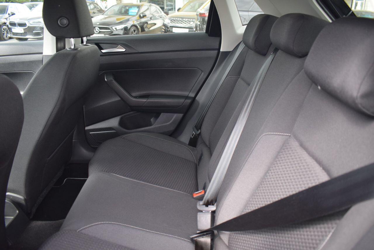 Volkswagen Polo view 13