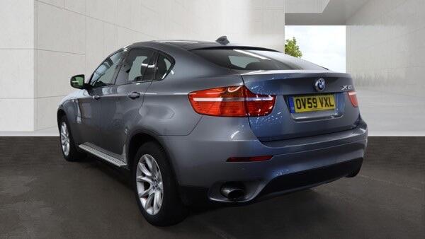 BMW X6 view 5