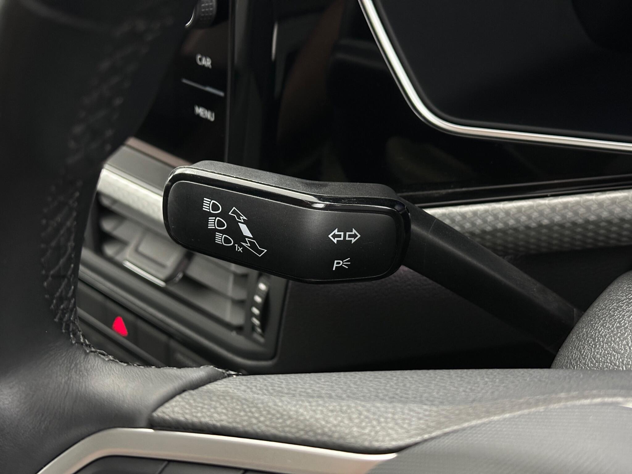 Volkswagen T-Cross view 14
