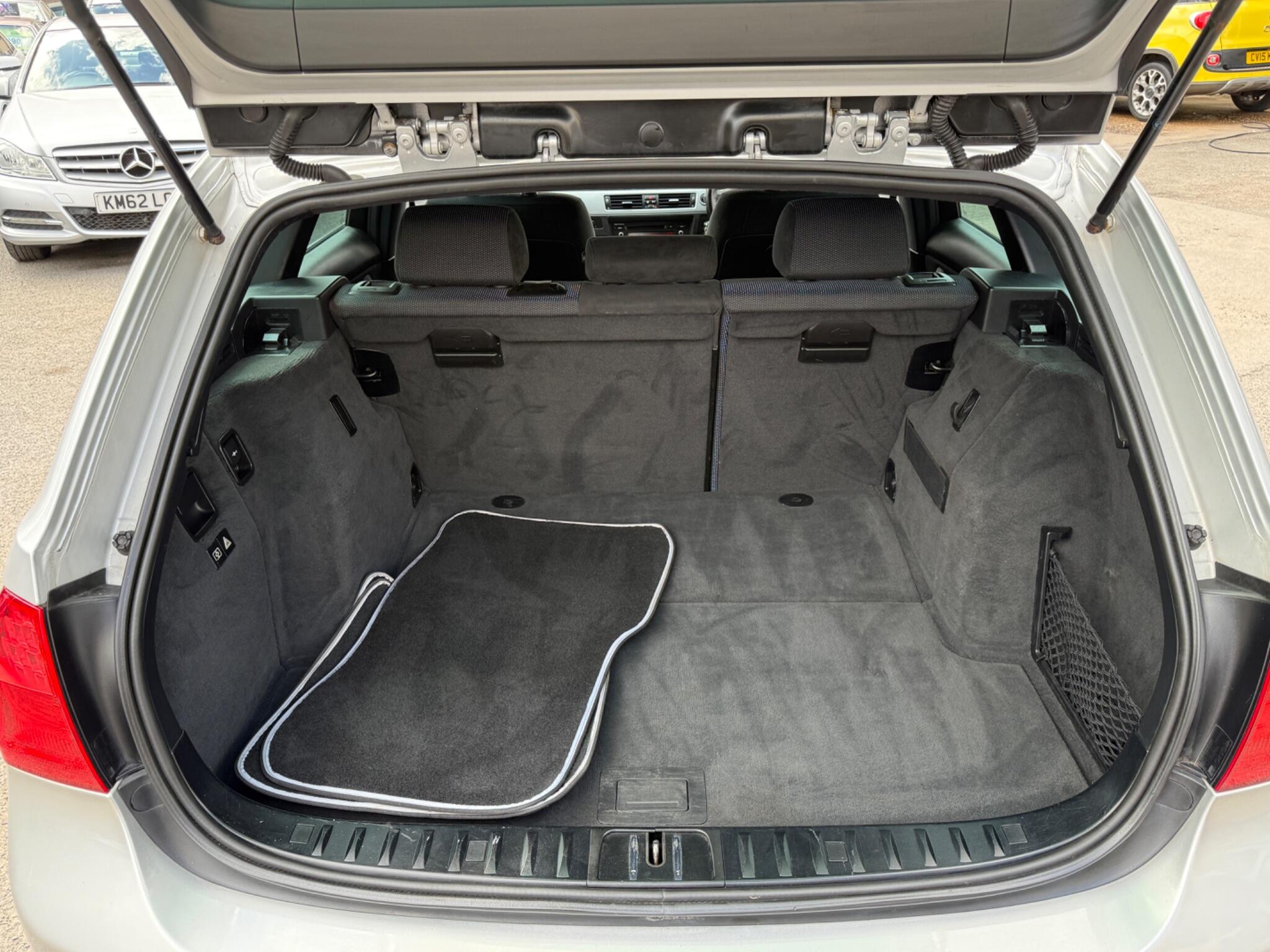 BMW 3 Series - Image 44