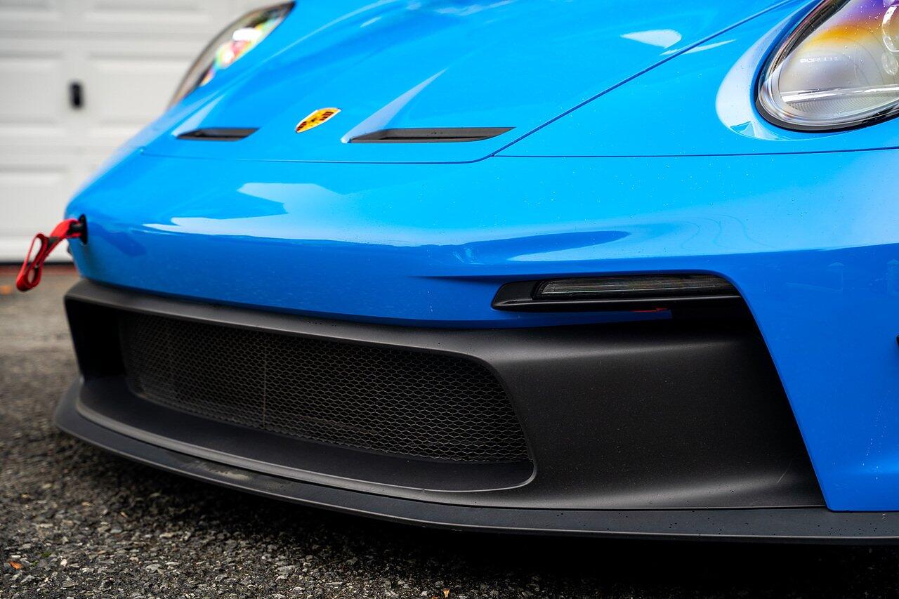 Porsche 911 view 43