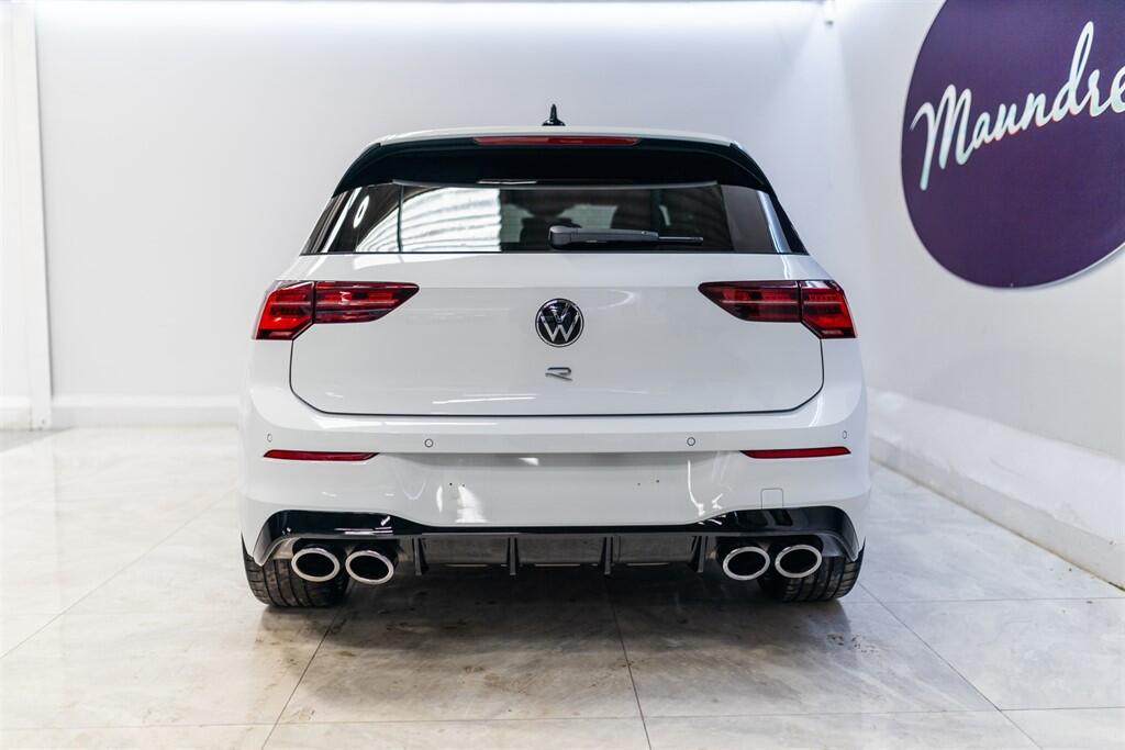 Volkswagen Golf view 6