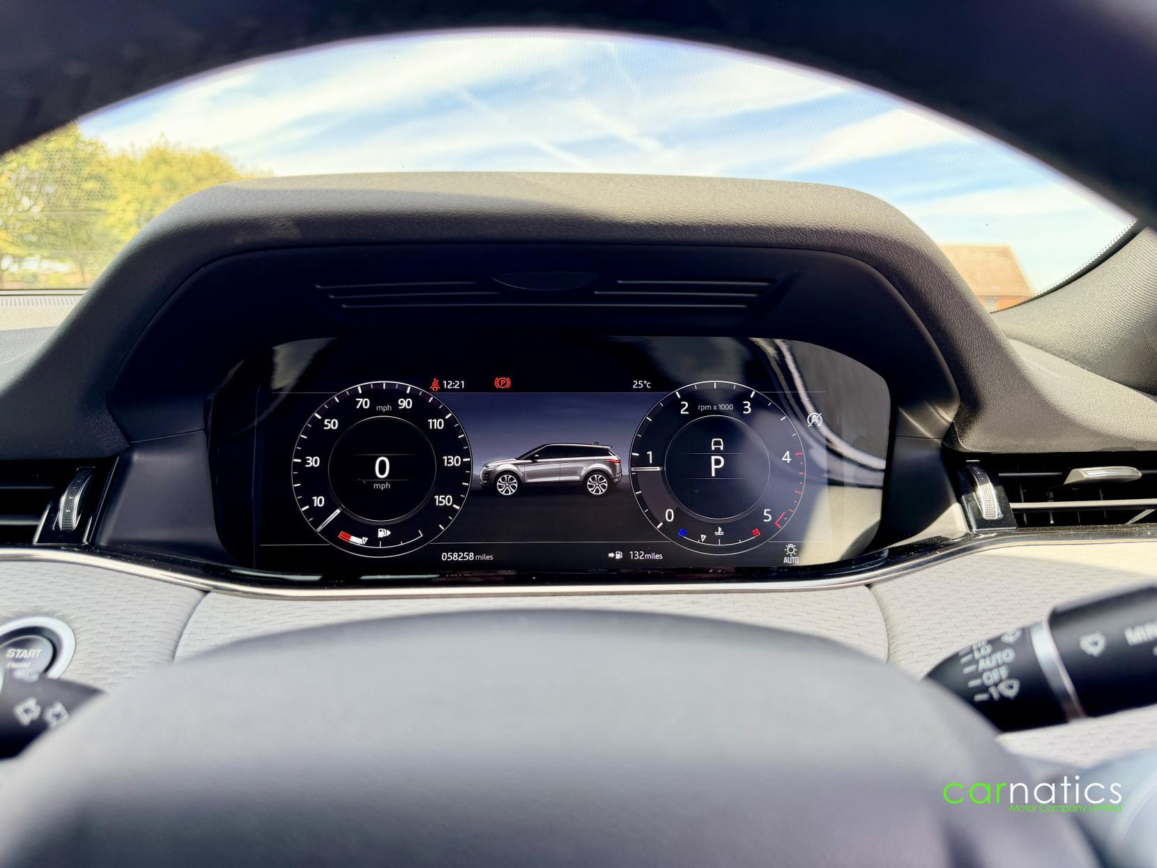Land Rover Range Rover Evoque view 41