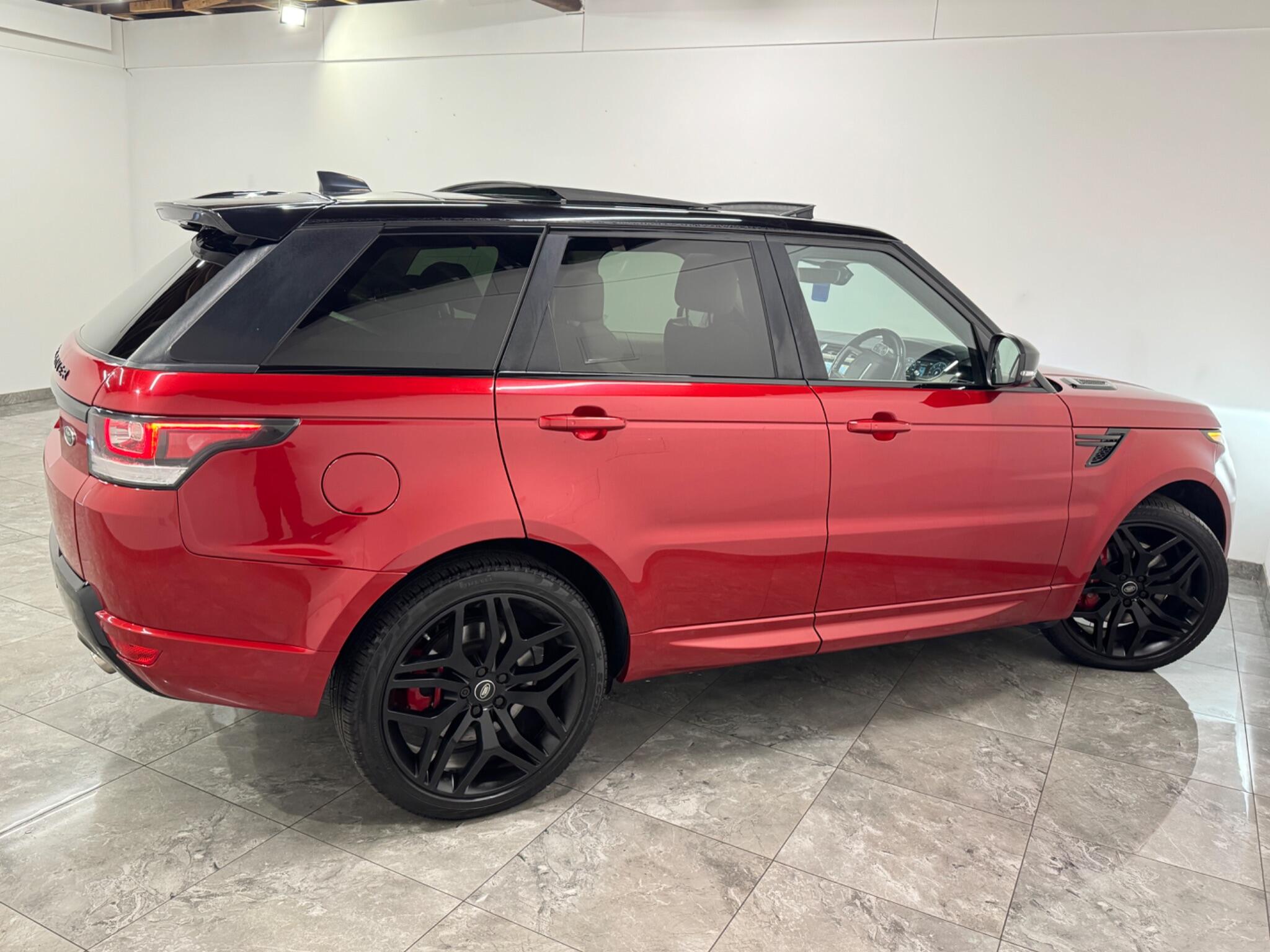 Land Rover Range Rover Sport view 8