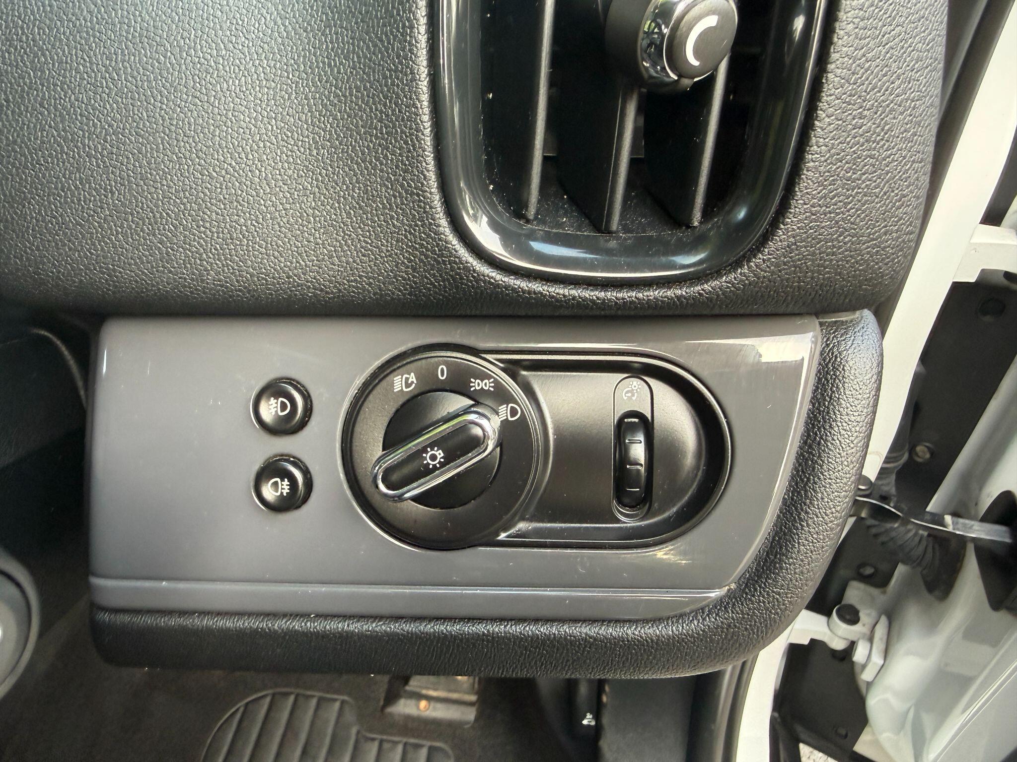 Mini Countryman view 34