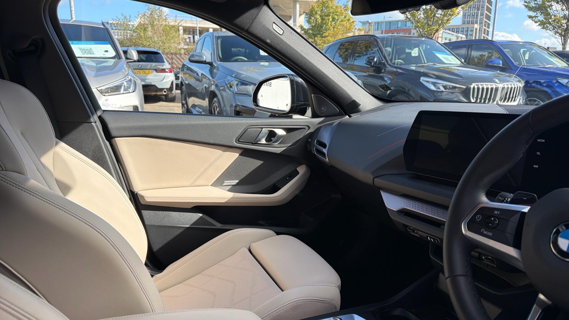 BMW 1 Series view 73