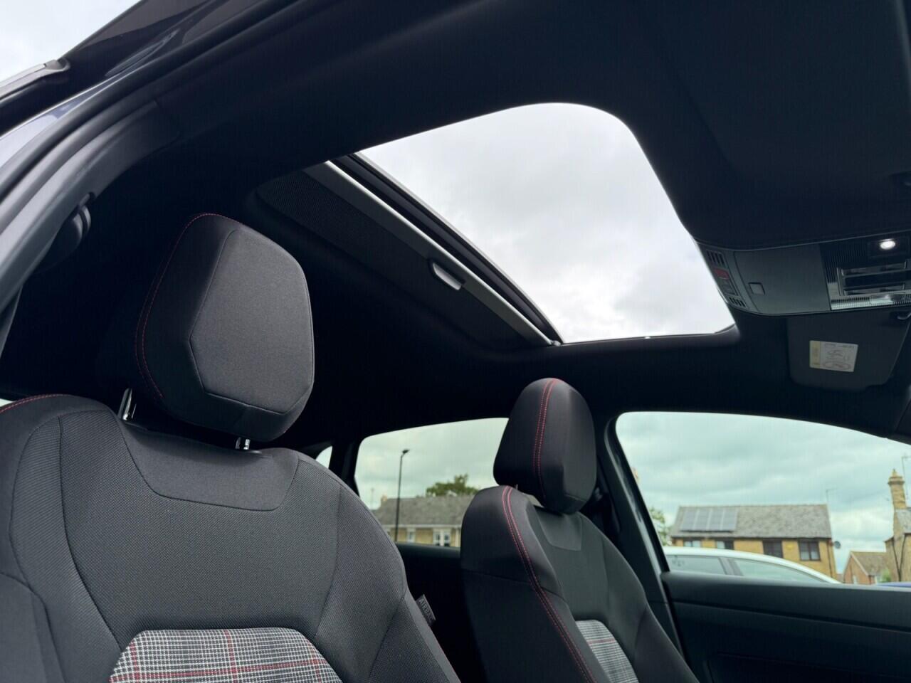 Volkswagen Polo view 13