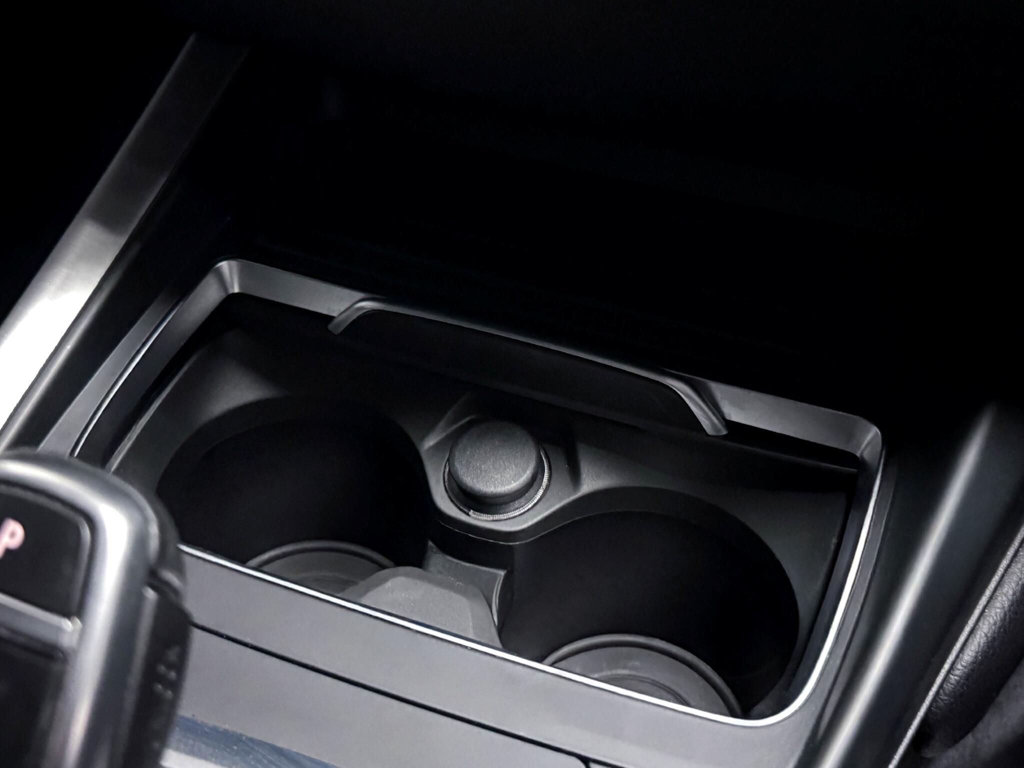 BMW 1 Series view 28