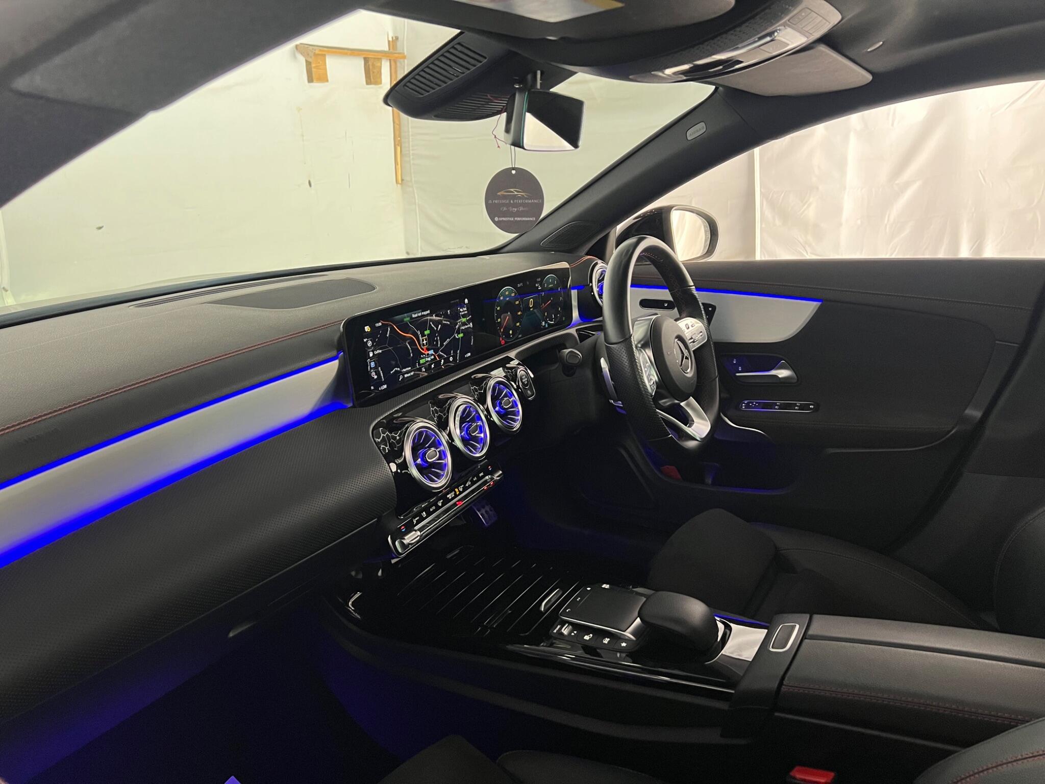 Mercedes-Benz Cla view 20