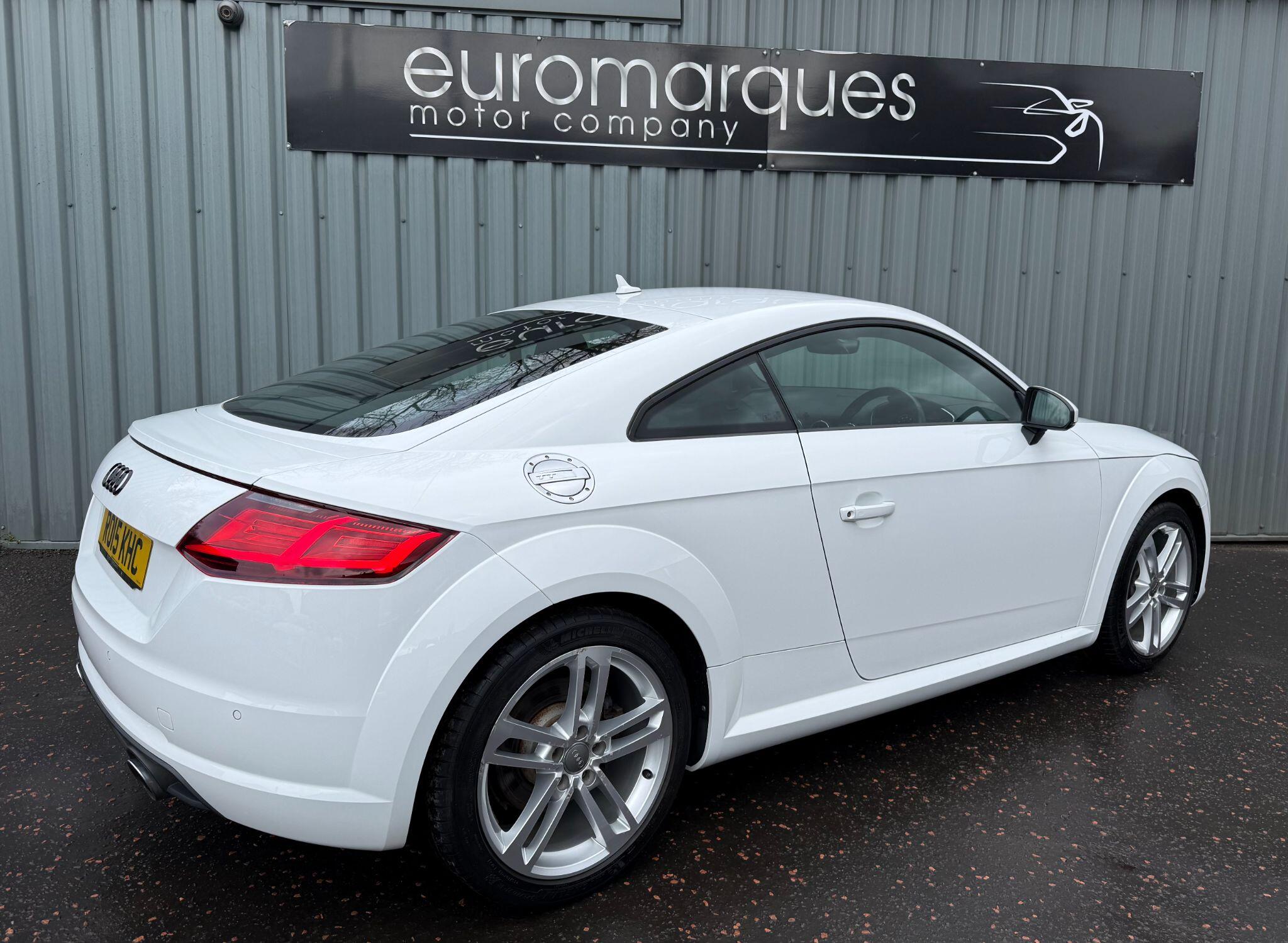 Audi TT view 4