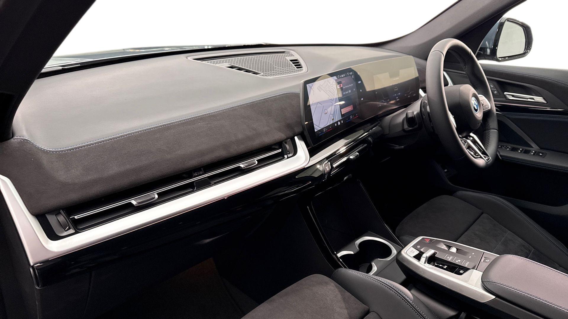 BMW Ix1 view 7