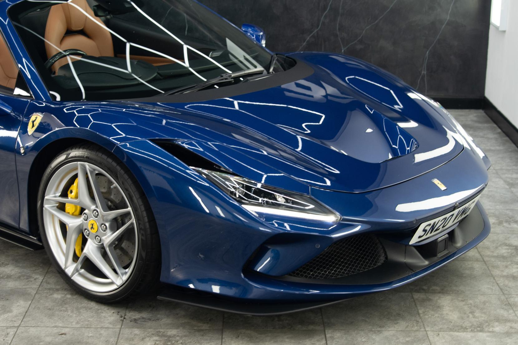 Ferrari F8 Spider view 33