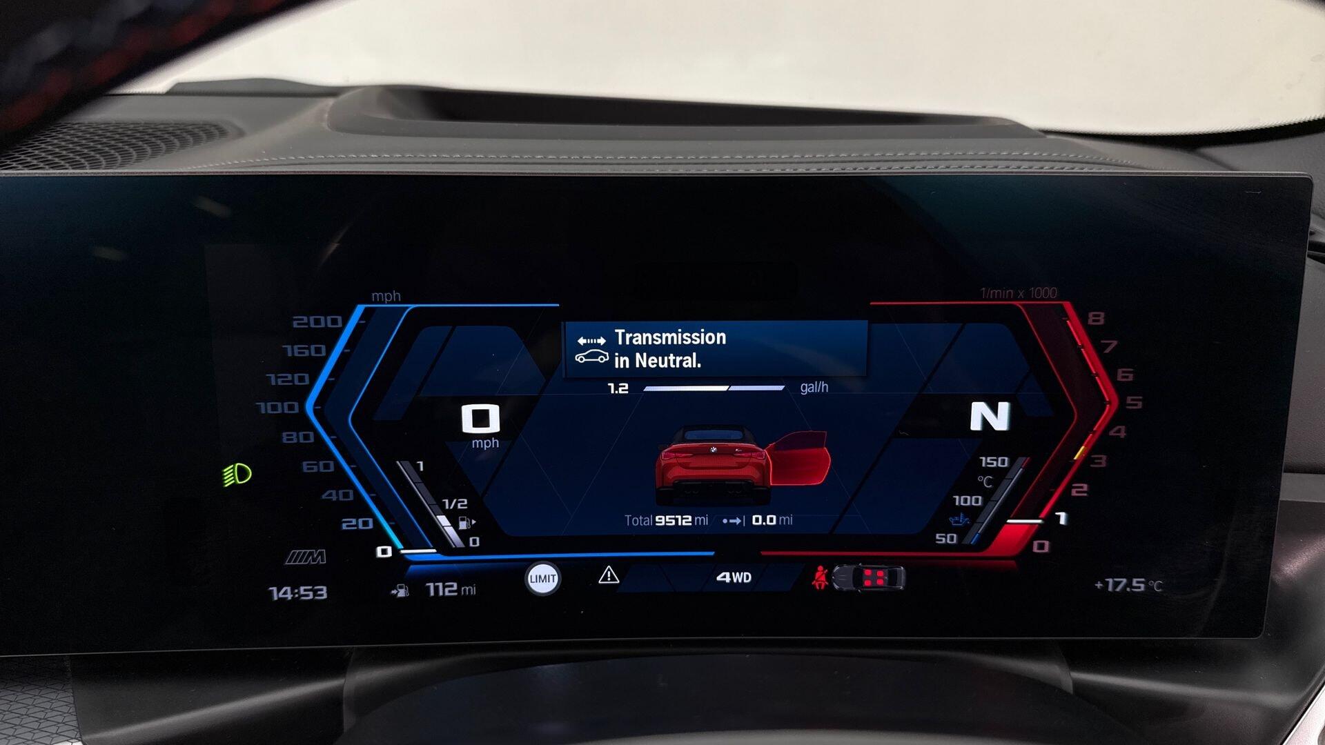 BMW M4 view 9
