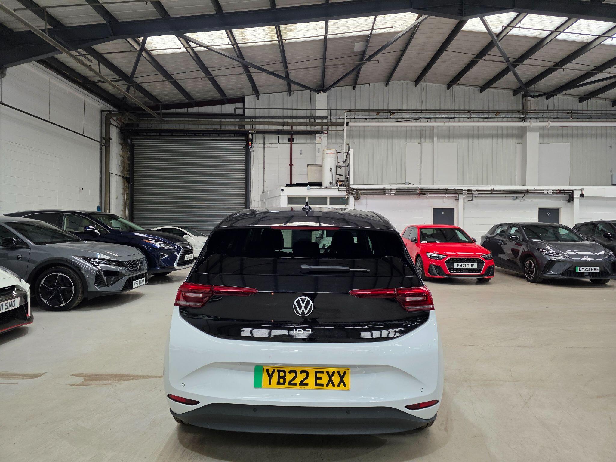 Volkswagen Id.3 view 4