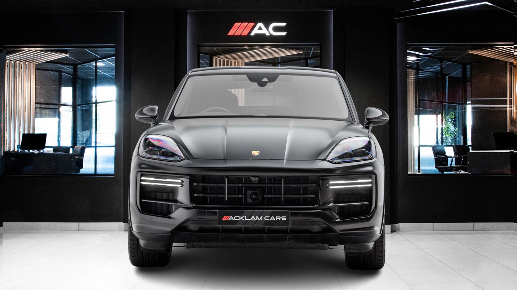 Porsche Cayenne view 2