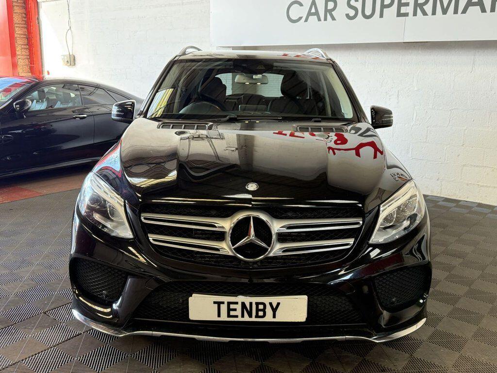 Mercedes-Benz Gle view 3
