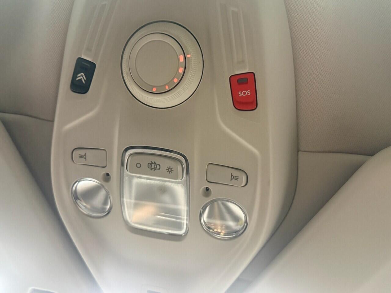 Citroen Grand C4 Spacetourer view 25