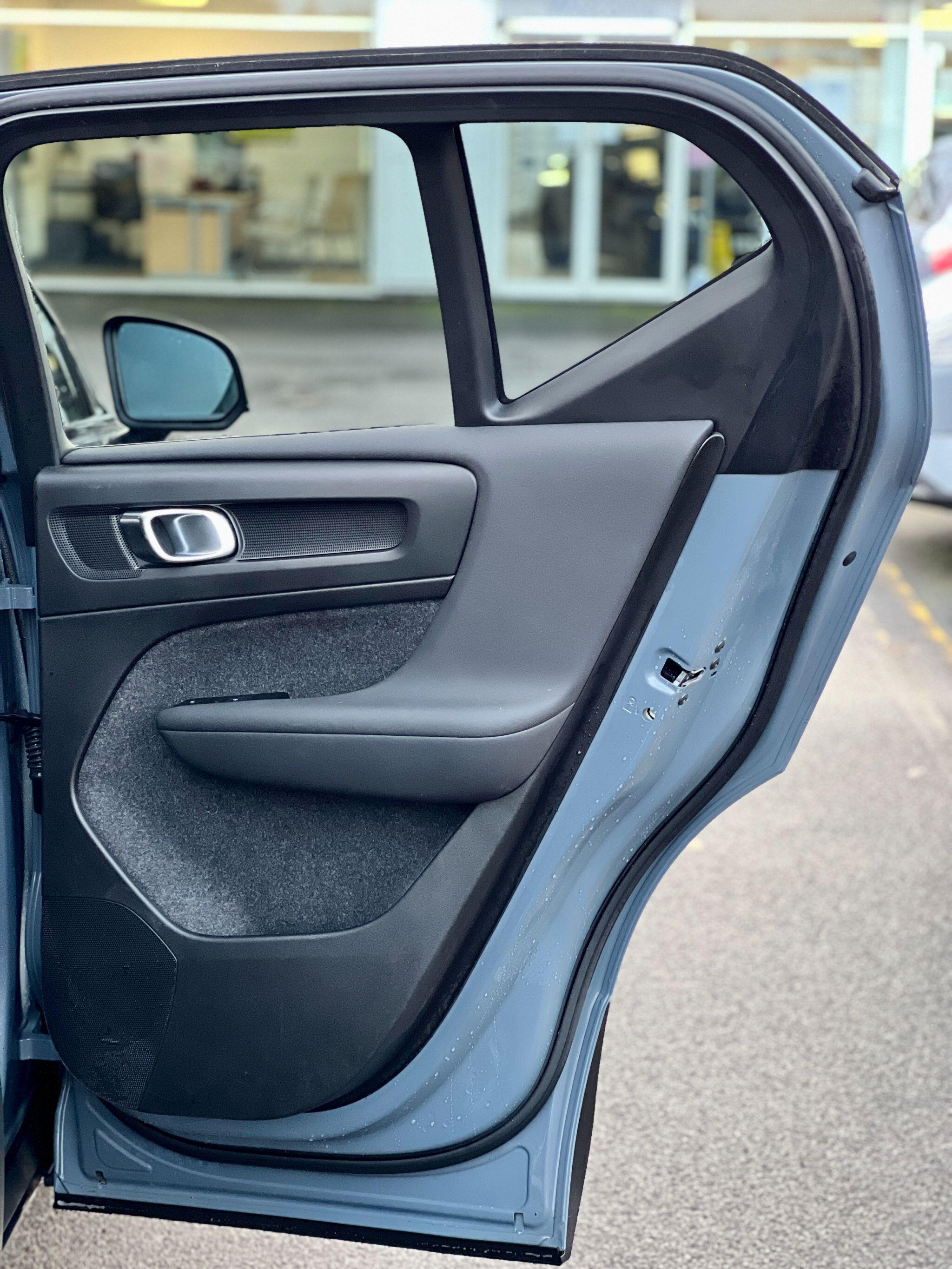 Volvo XC40 view 20