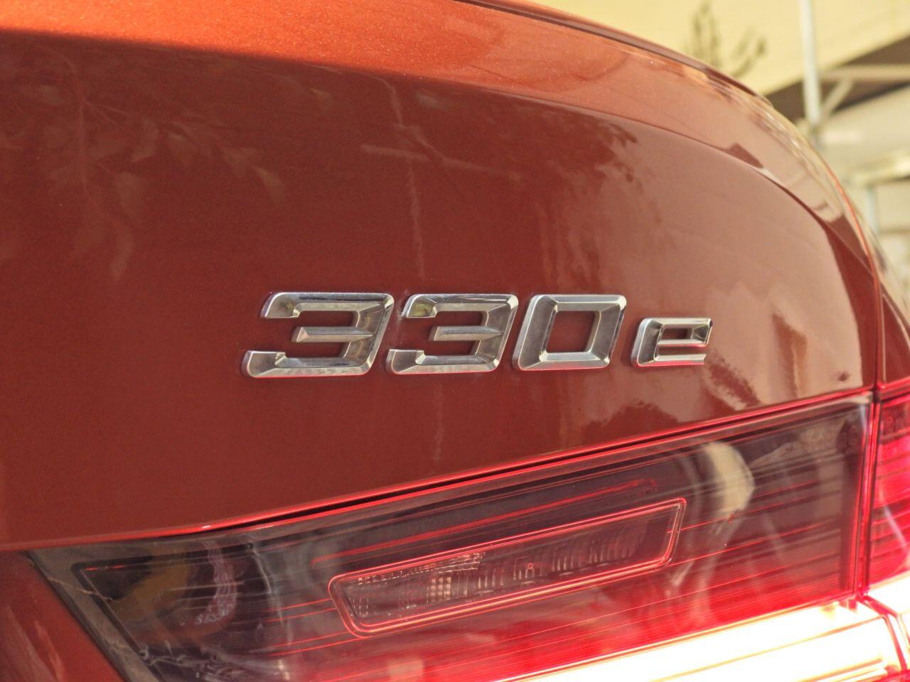 BMW 3 Series view 31