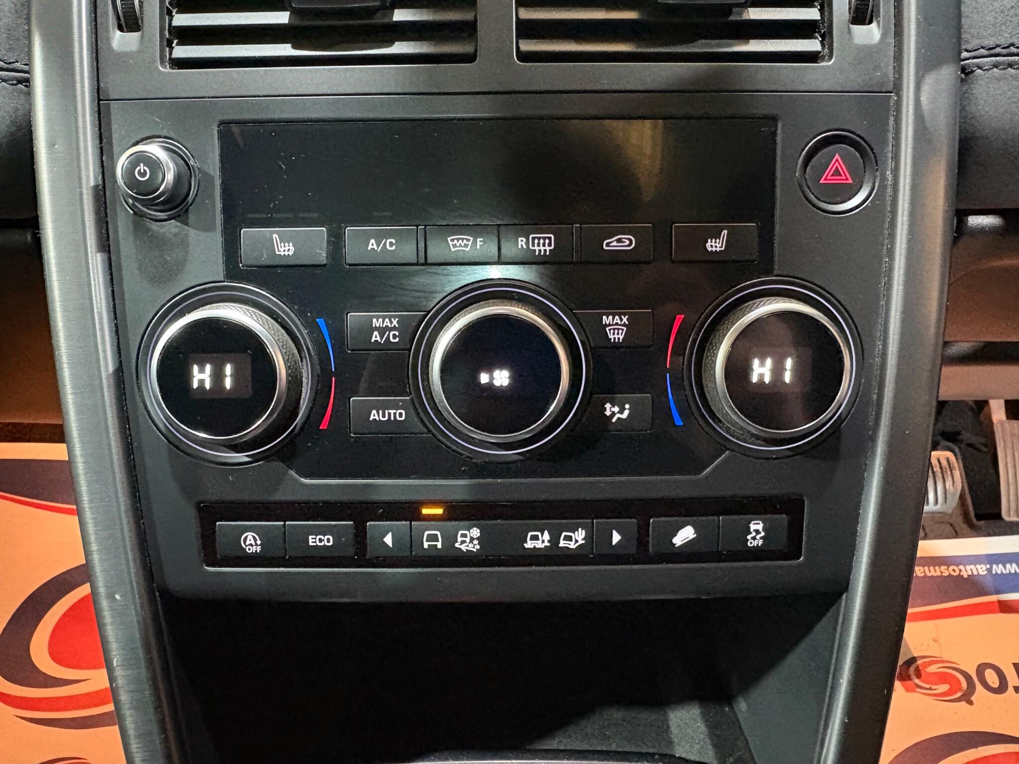 Land Rover Discovery Sport view 19