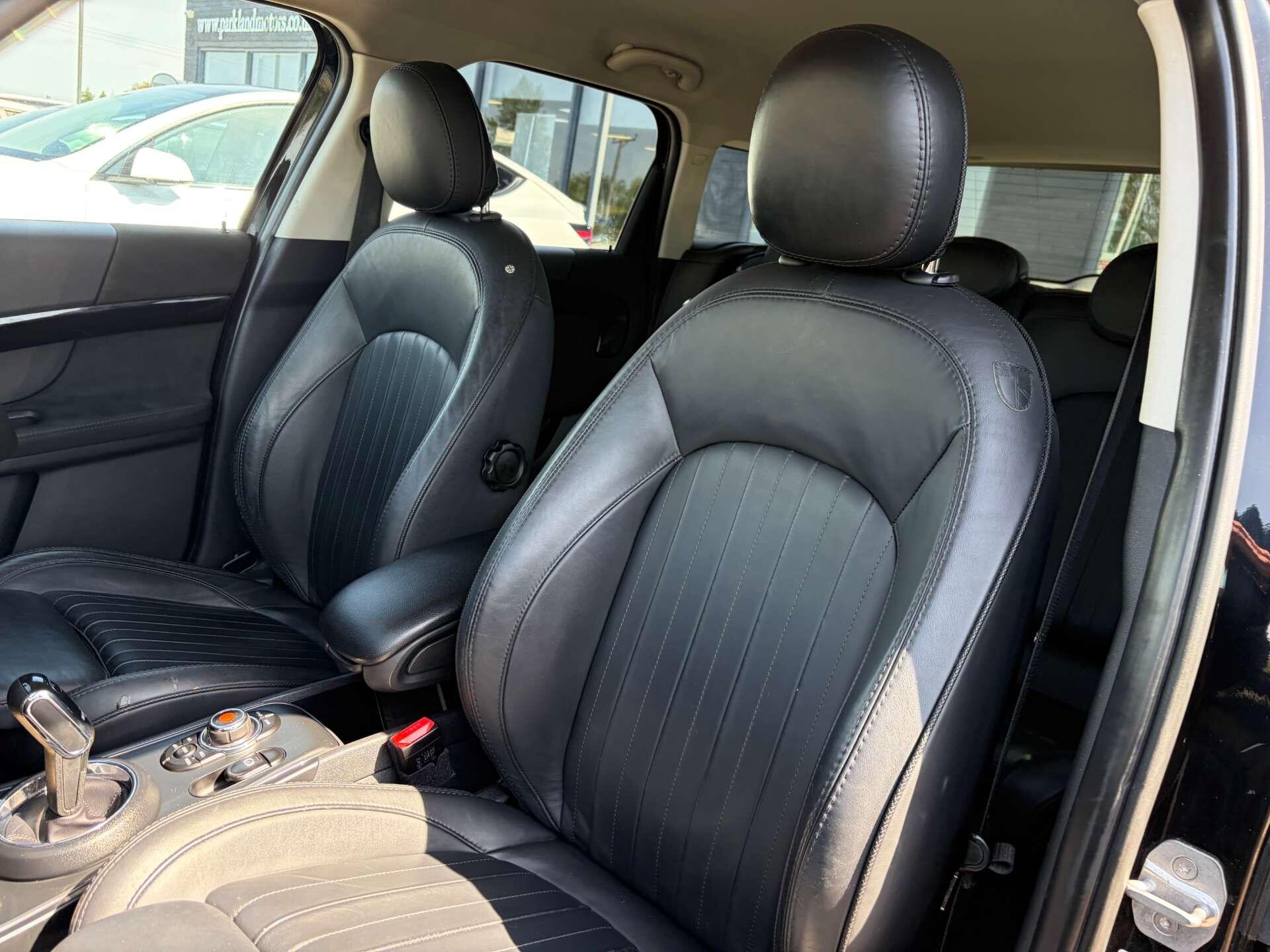 Mini Countryman view 17