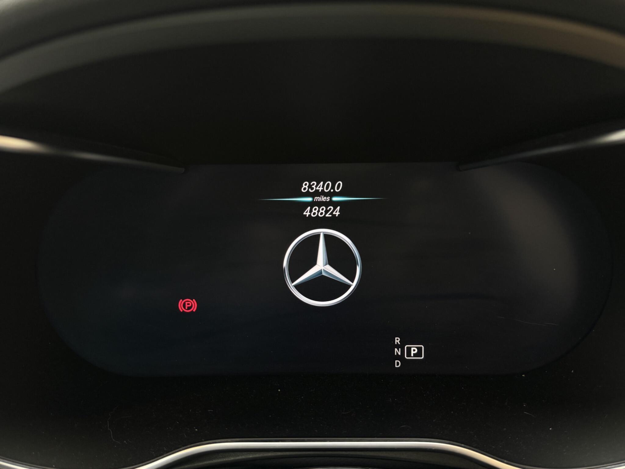Mercedes-Benz GLC view 32
