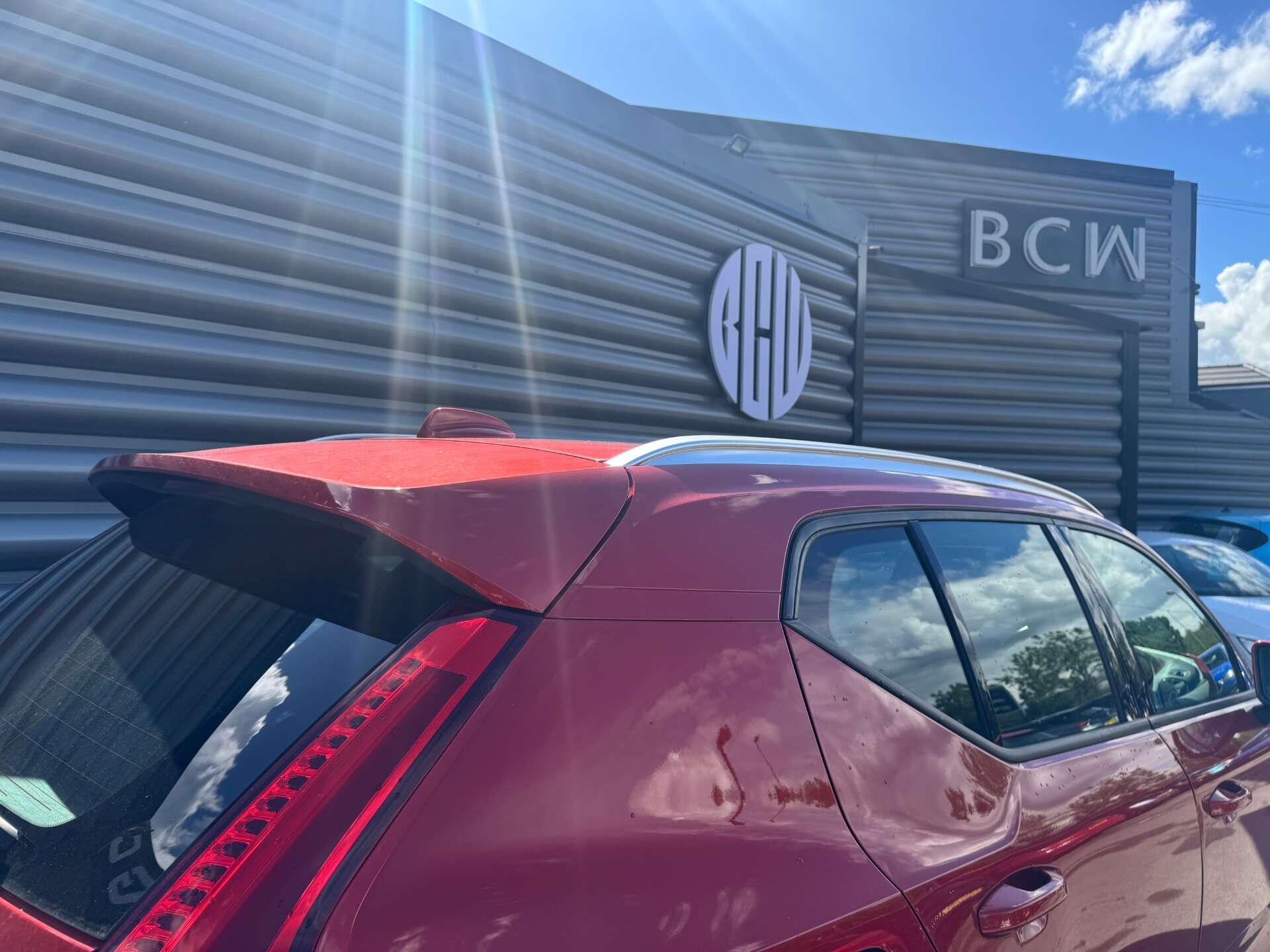 Volvo XC40 view 9