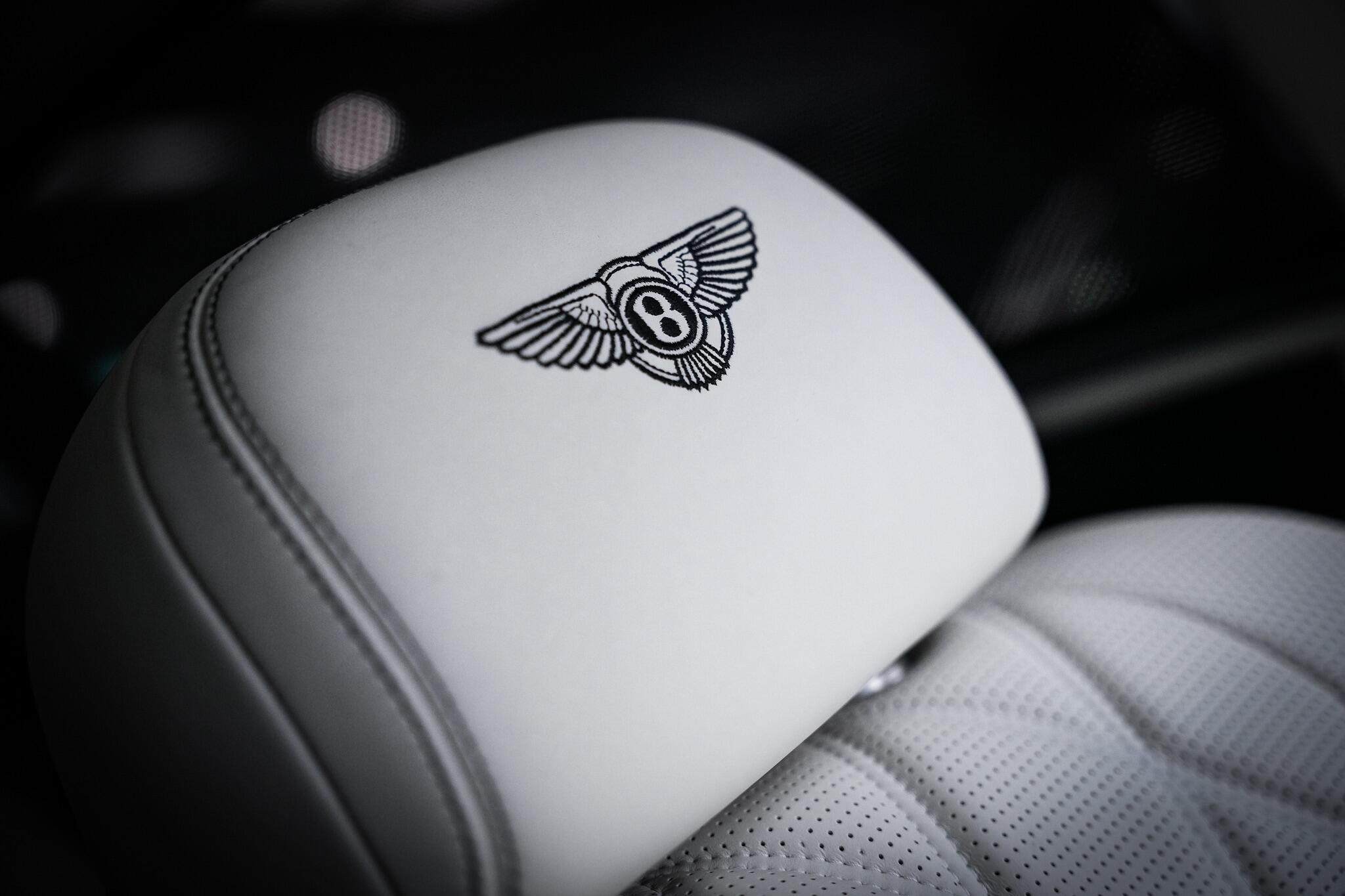 Bentley Flying Spur view 52