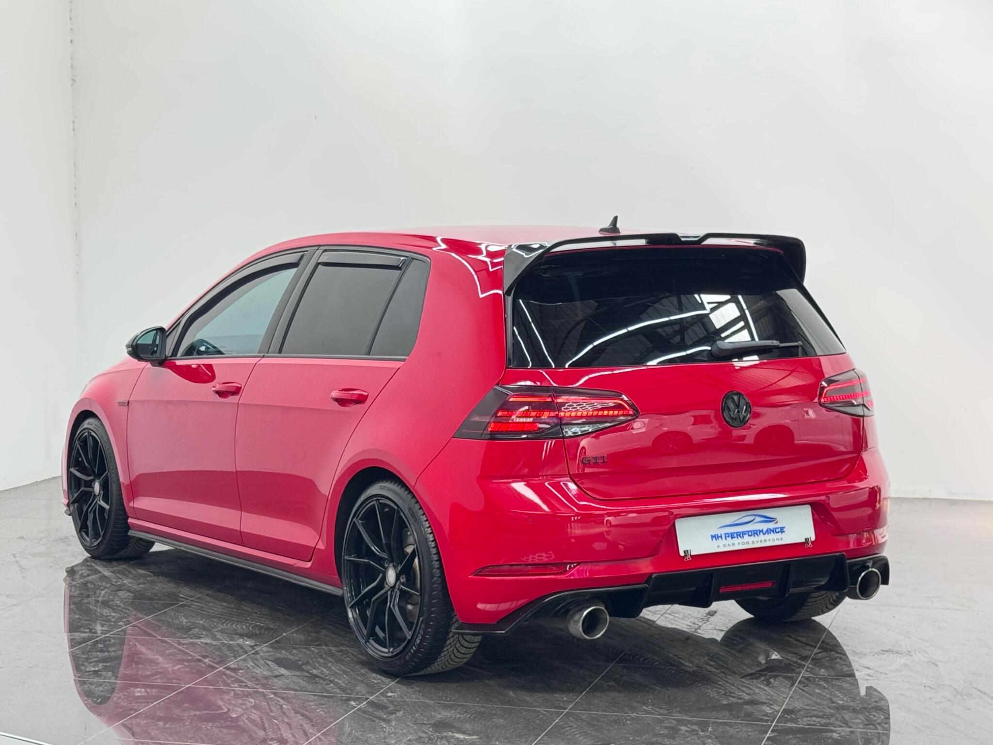 Volkswagen Golf view 74