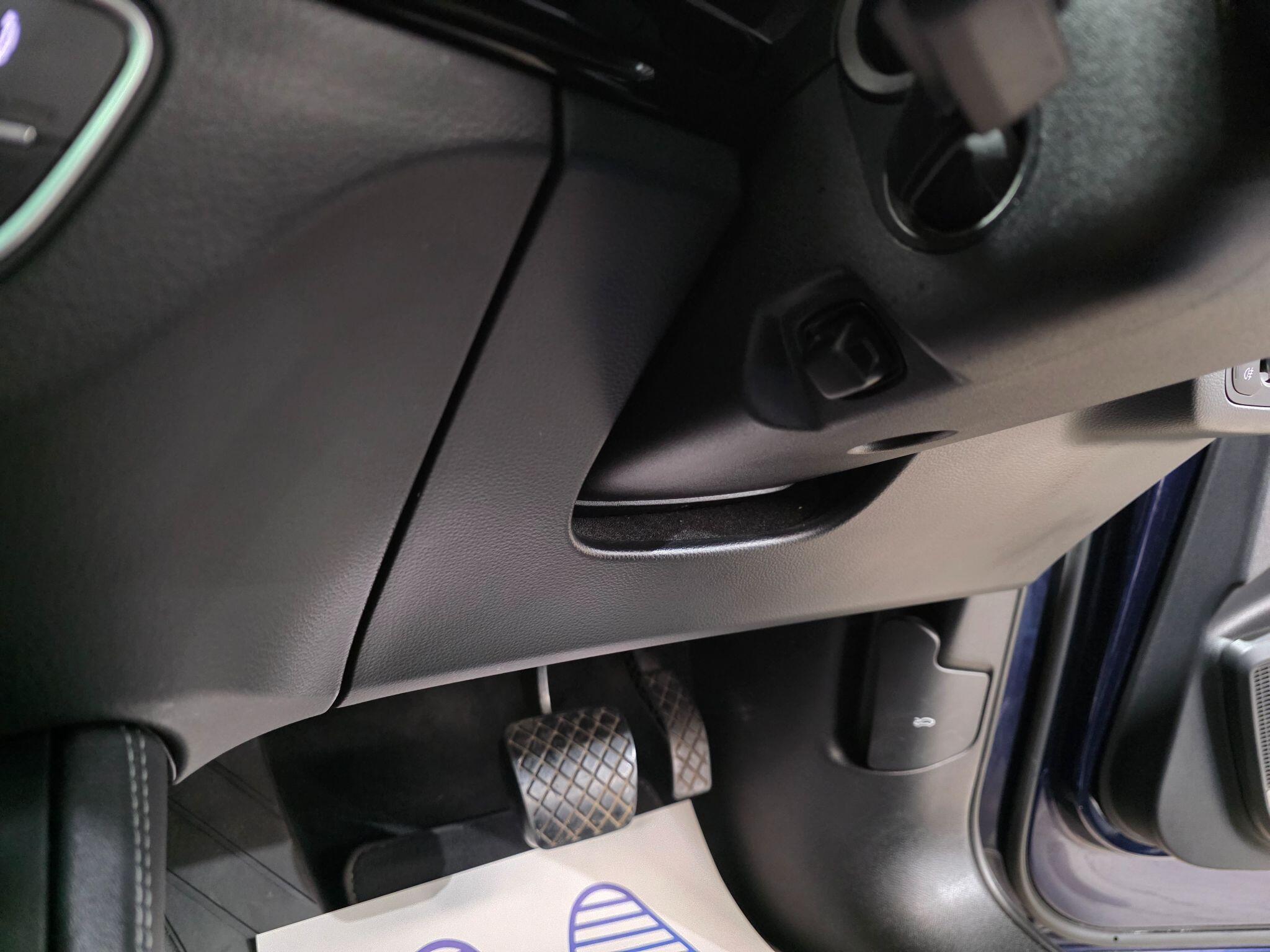 Audi Q5 view 29