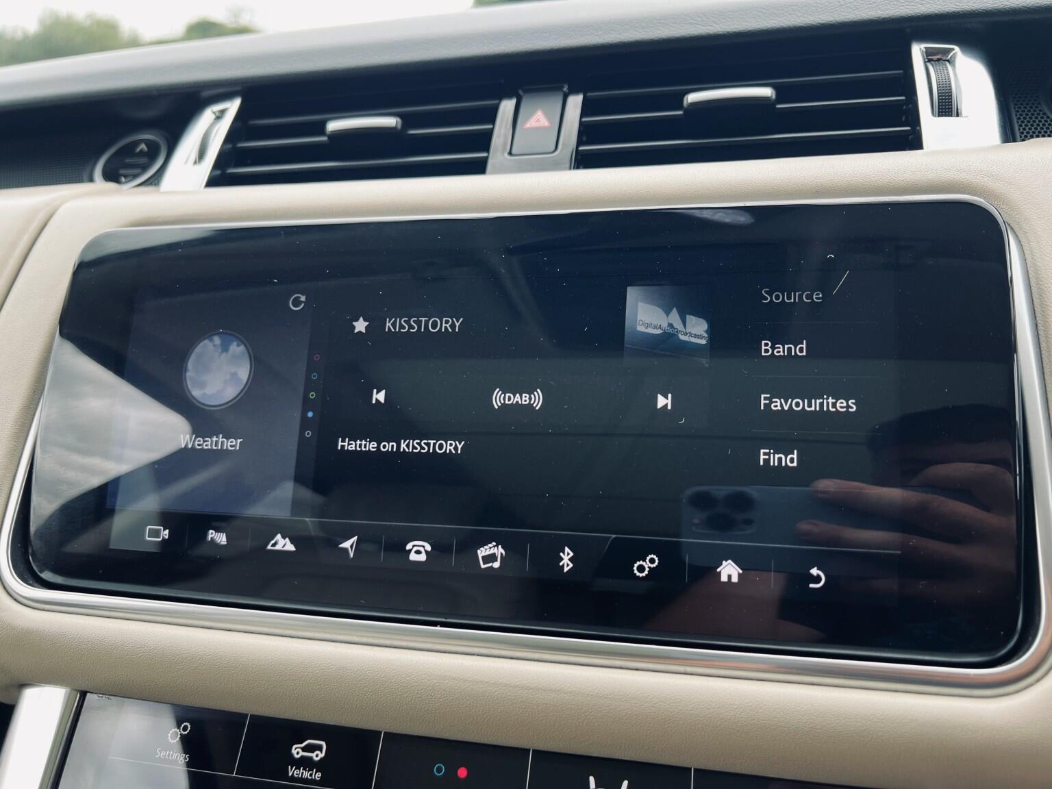 Land Rover Range Rover Sport view 18