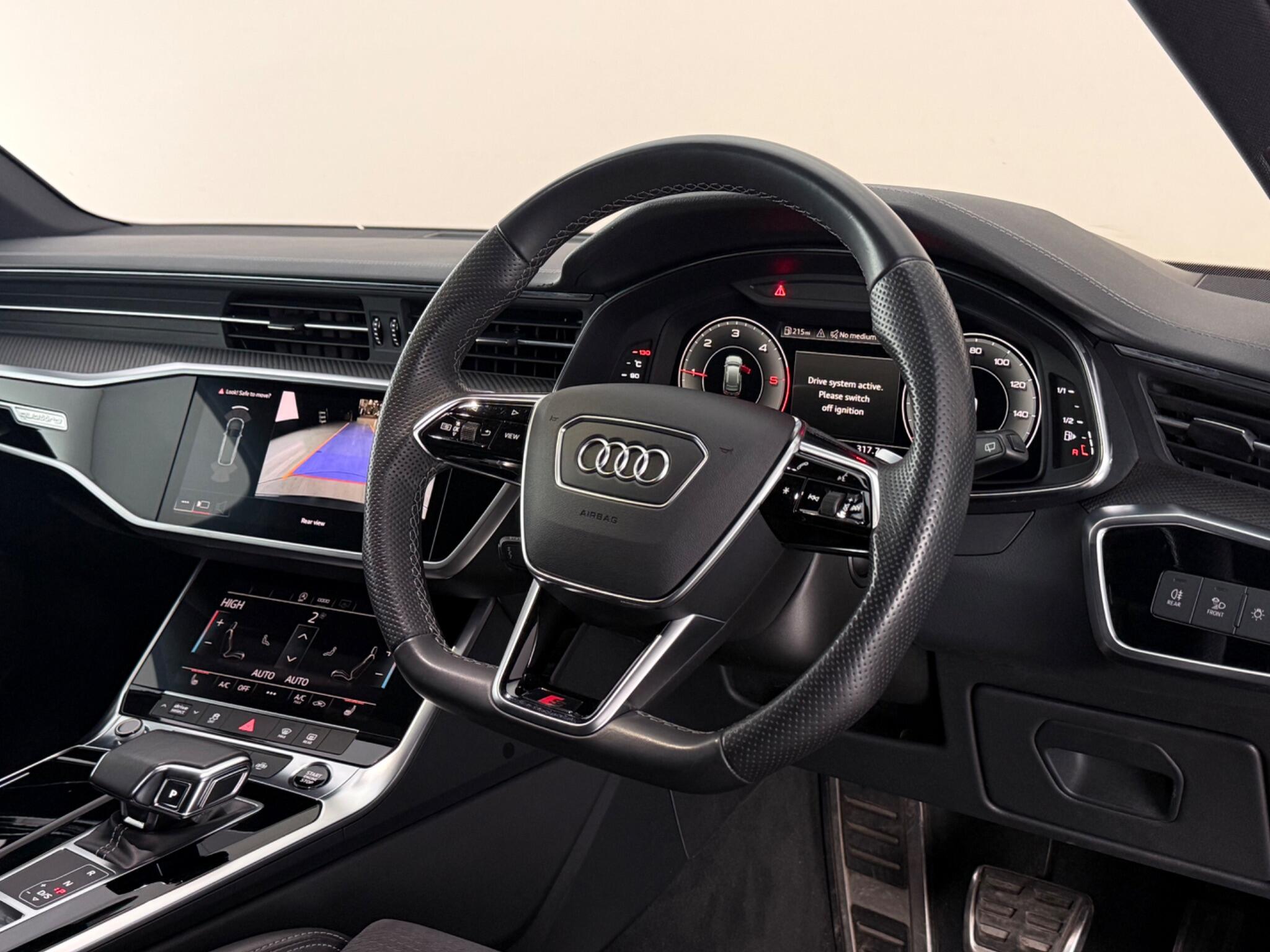 Audi A6 view 3