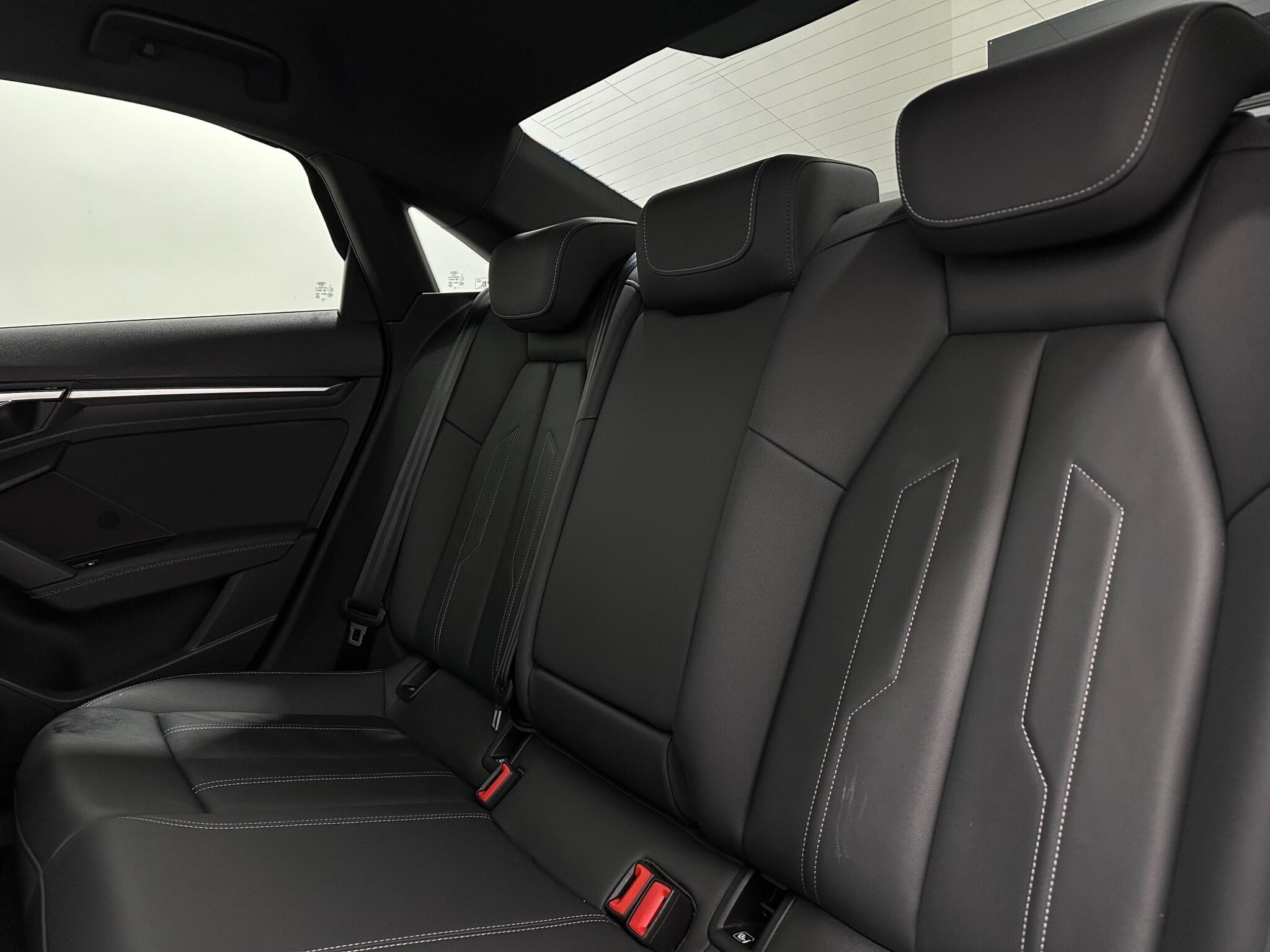 Audi A3 view 36
