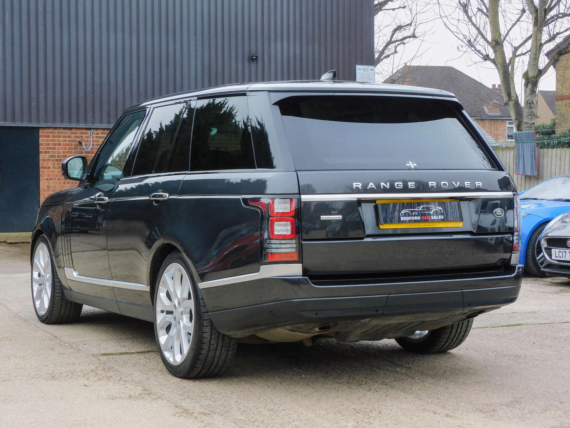 Land Rover Range Rover view 12