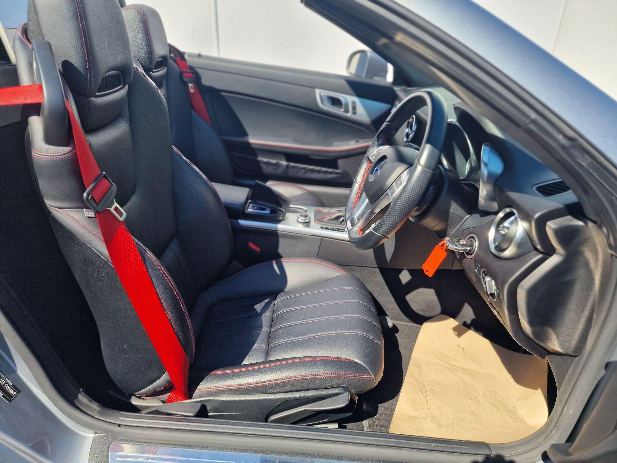 Mercedes-Benz SLK view 31