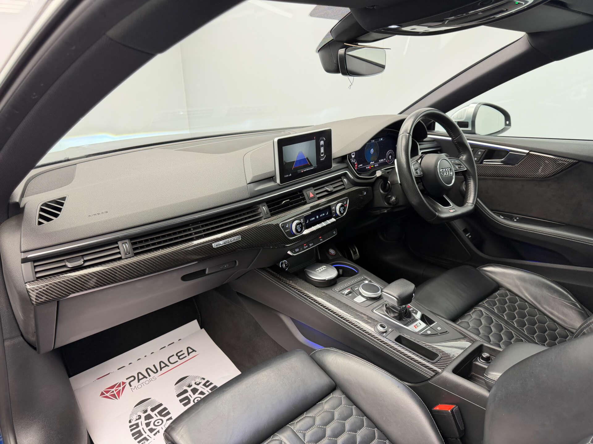 Audi RS5 view 13