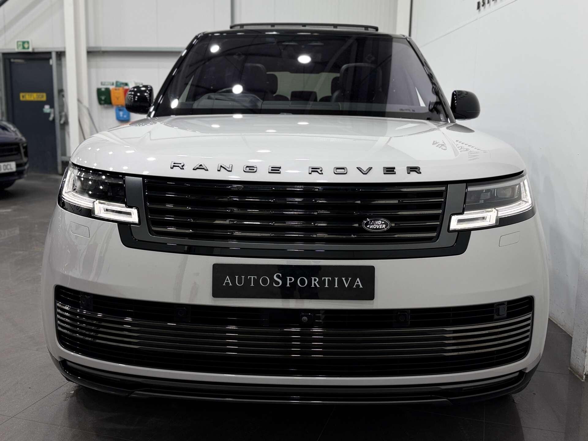 Land Rover Range Rover view 6