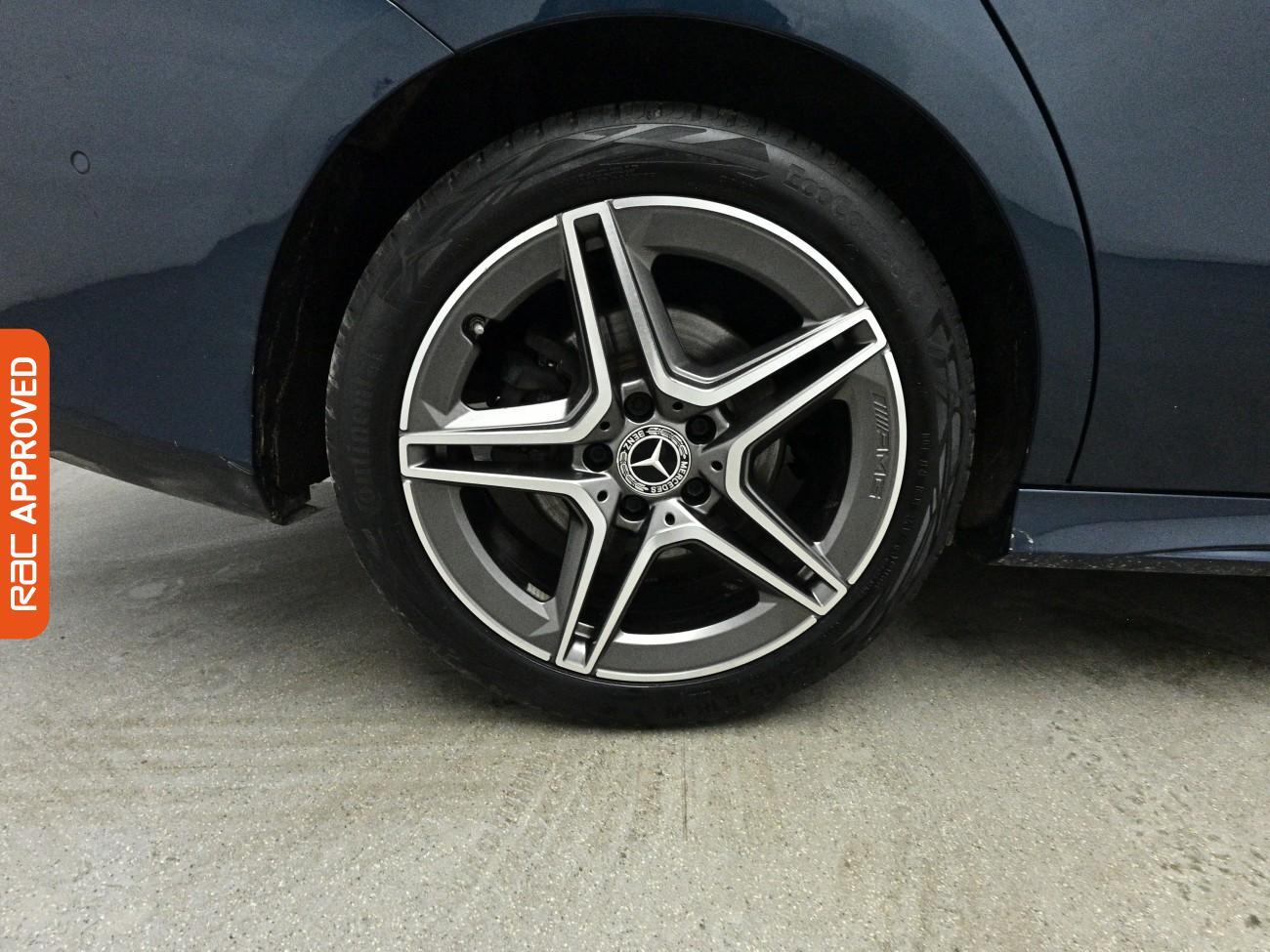 Mercedes-Benz CLA view 26
