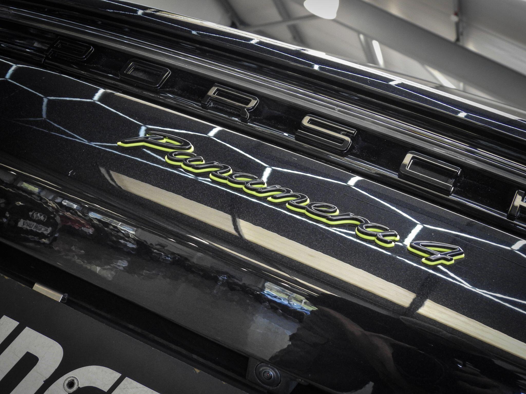Porsche Panamera view 18