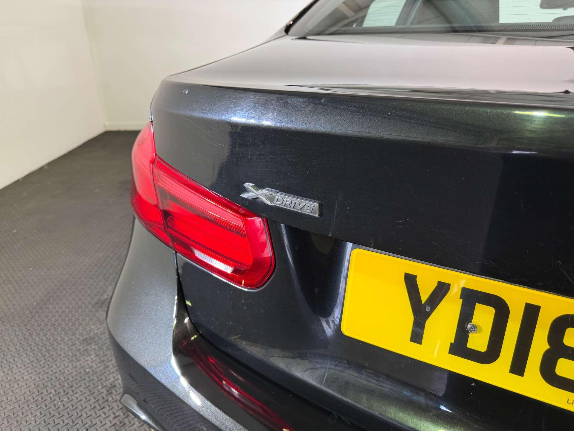 BMW 3 Series view 11
