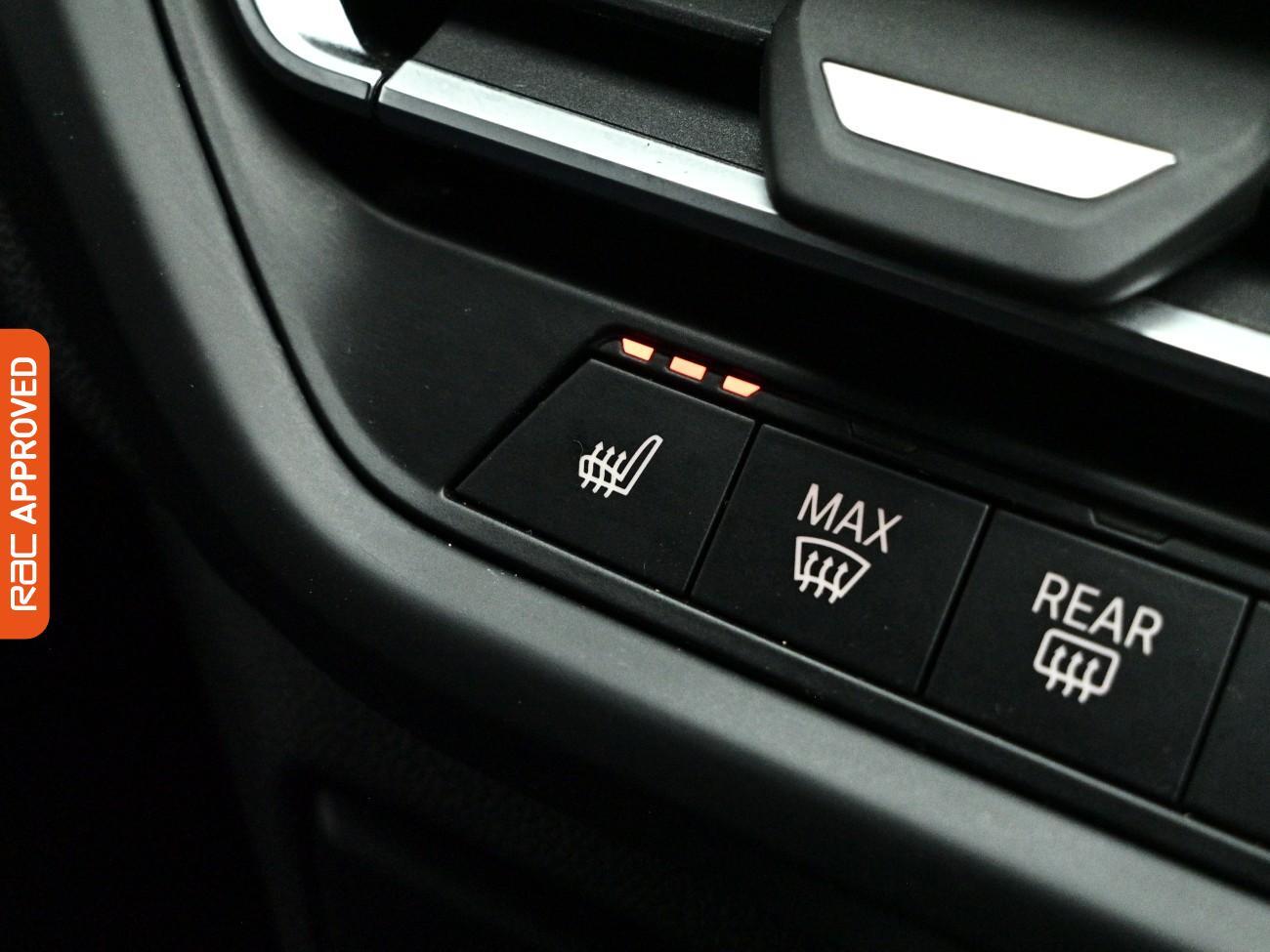 BMW 1 Series view 19