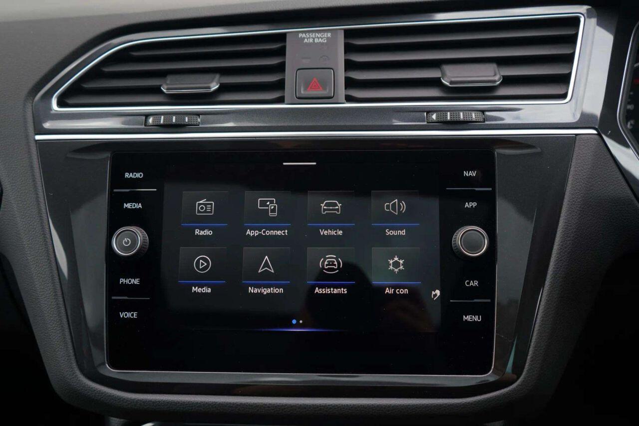 Volkswagen Tiguan view 34