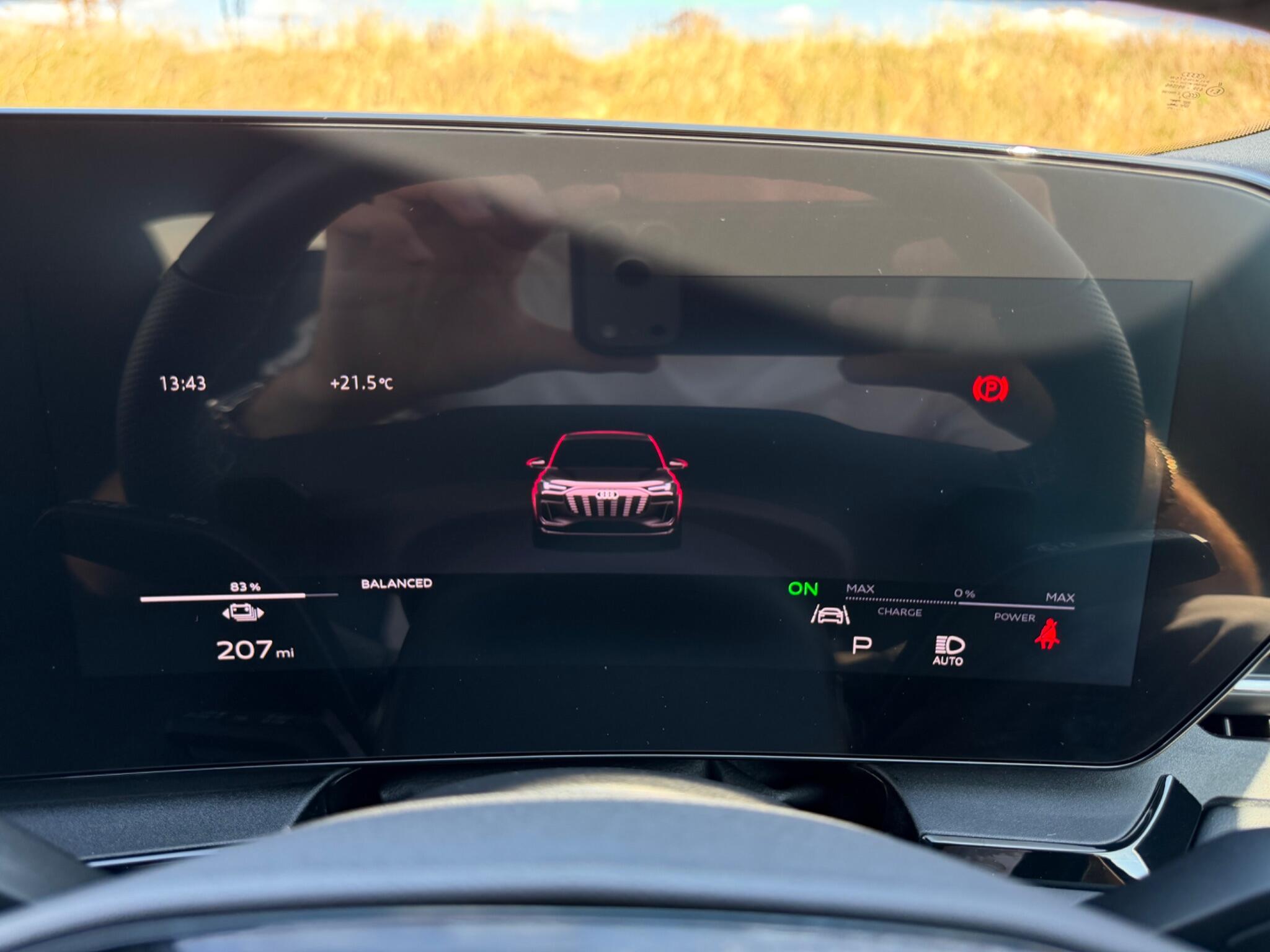 Audi E-Tron view 33