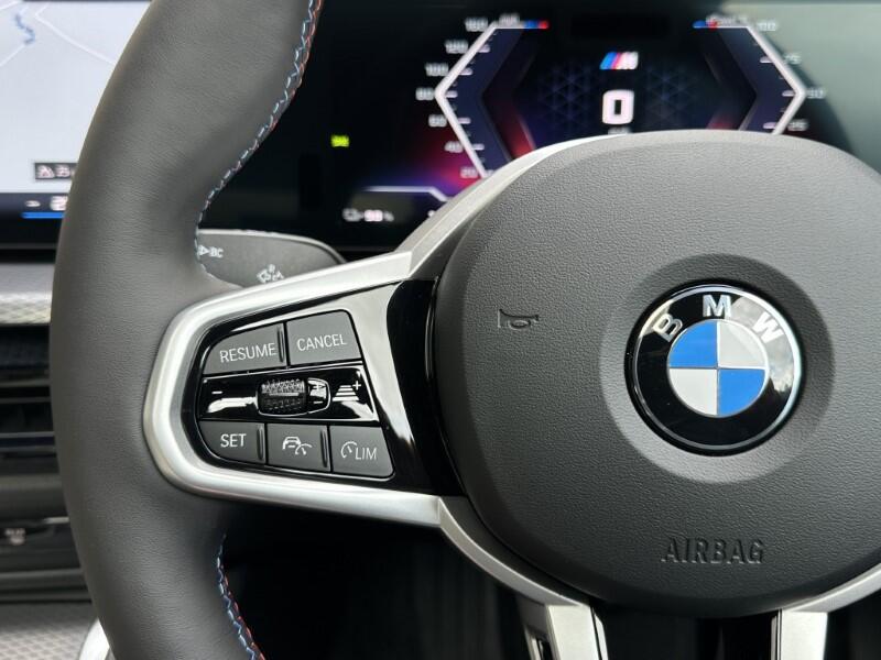 BMW i4 view 17