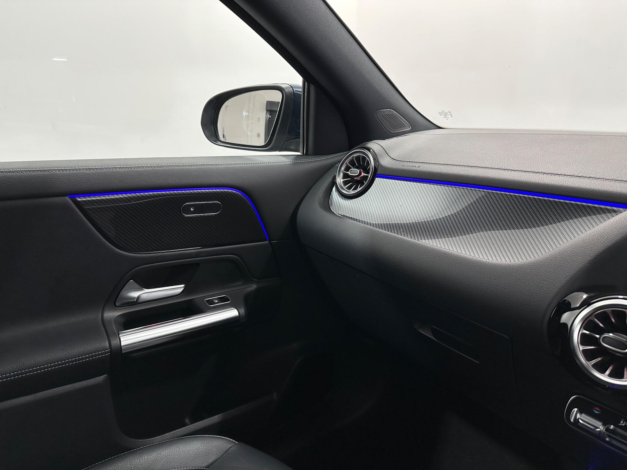 Mercedes-Benz Gla view 29