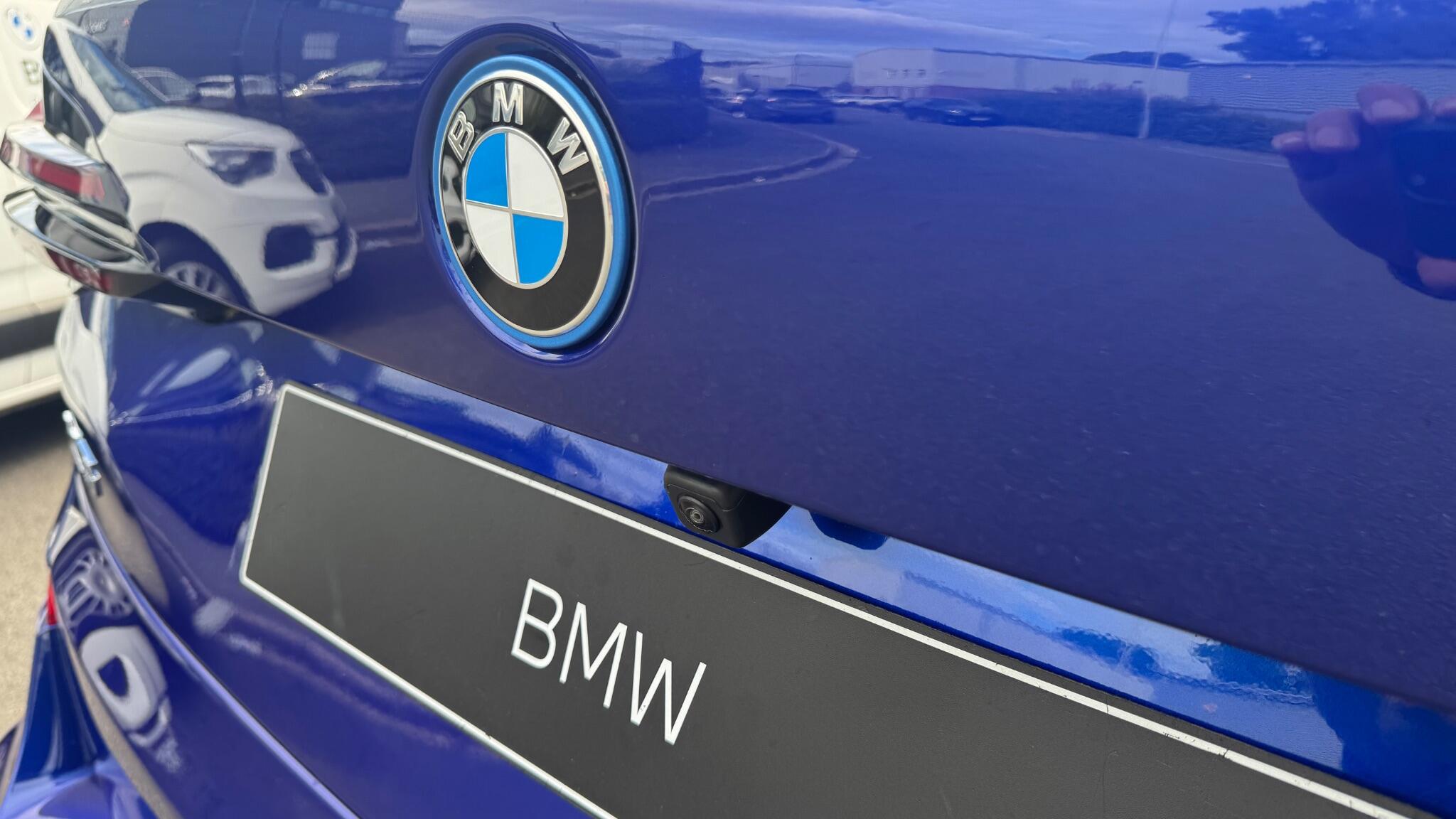 BMW X5 view 36