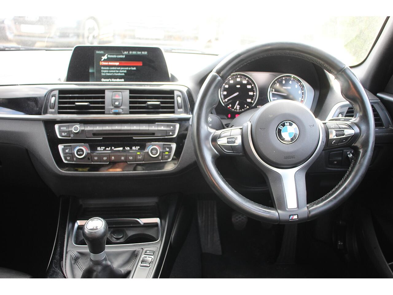 BMW 1 Series view 17