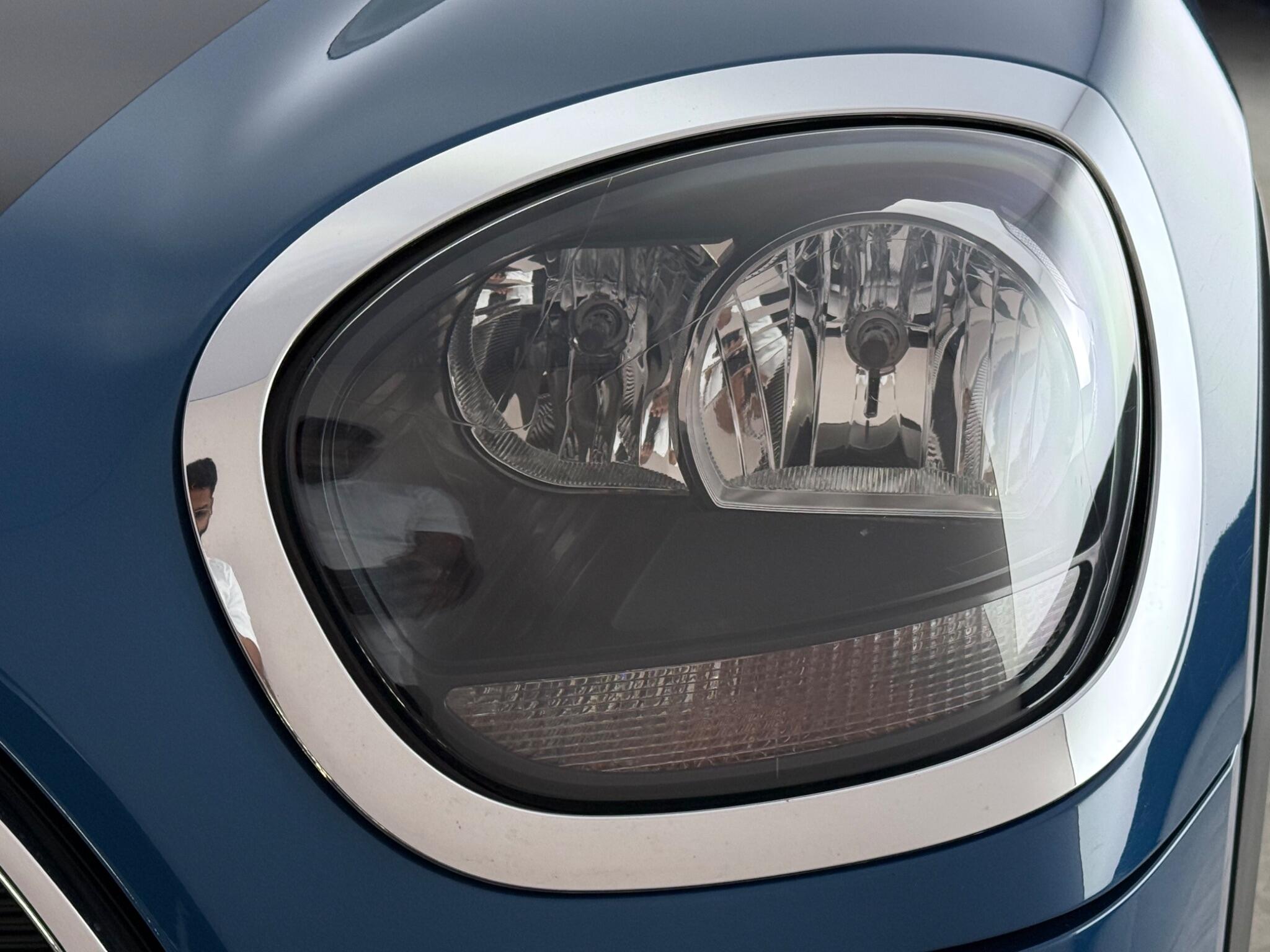Mini Countryman view 4