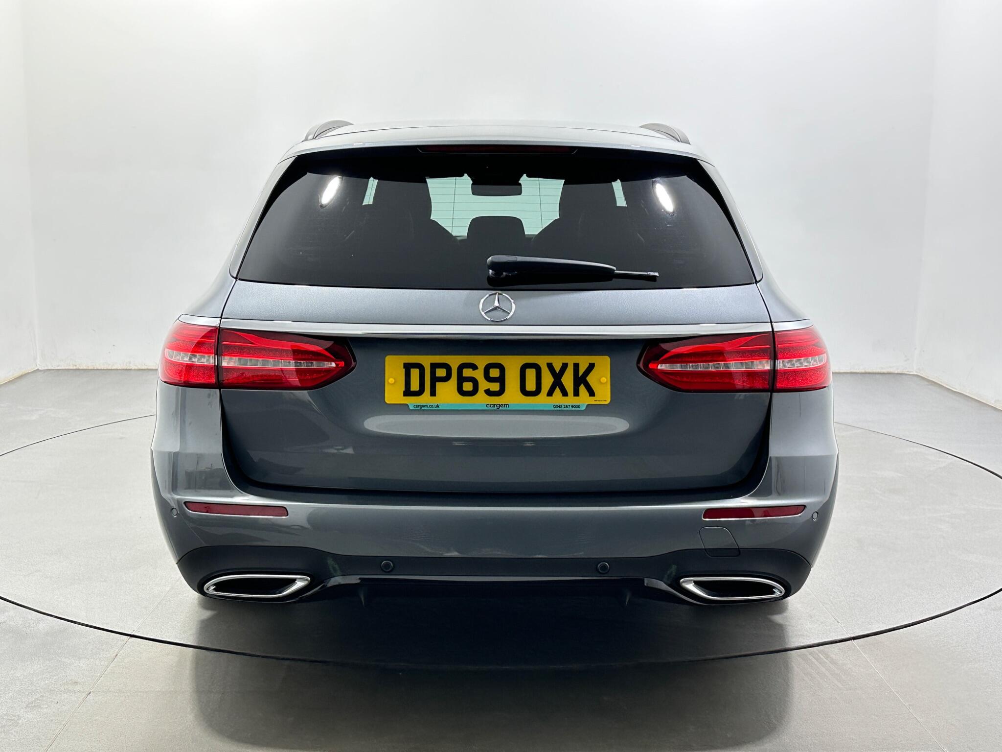 Mercedes-Benz E Class view 7