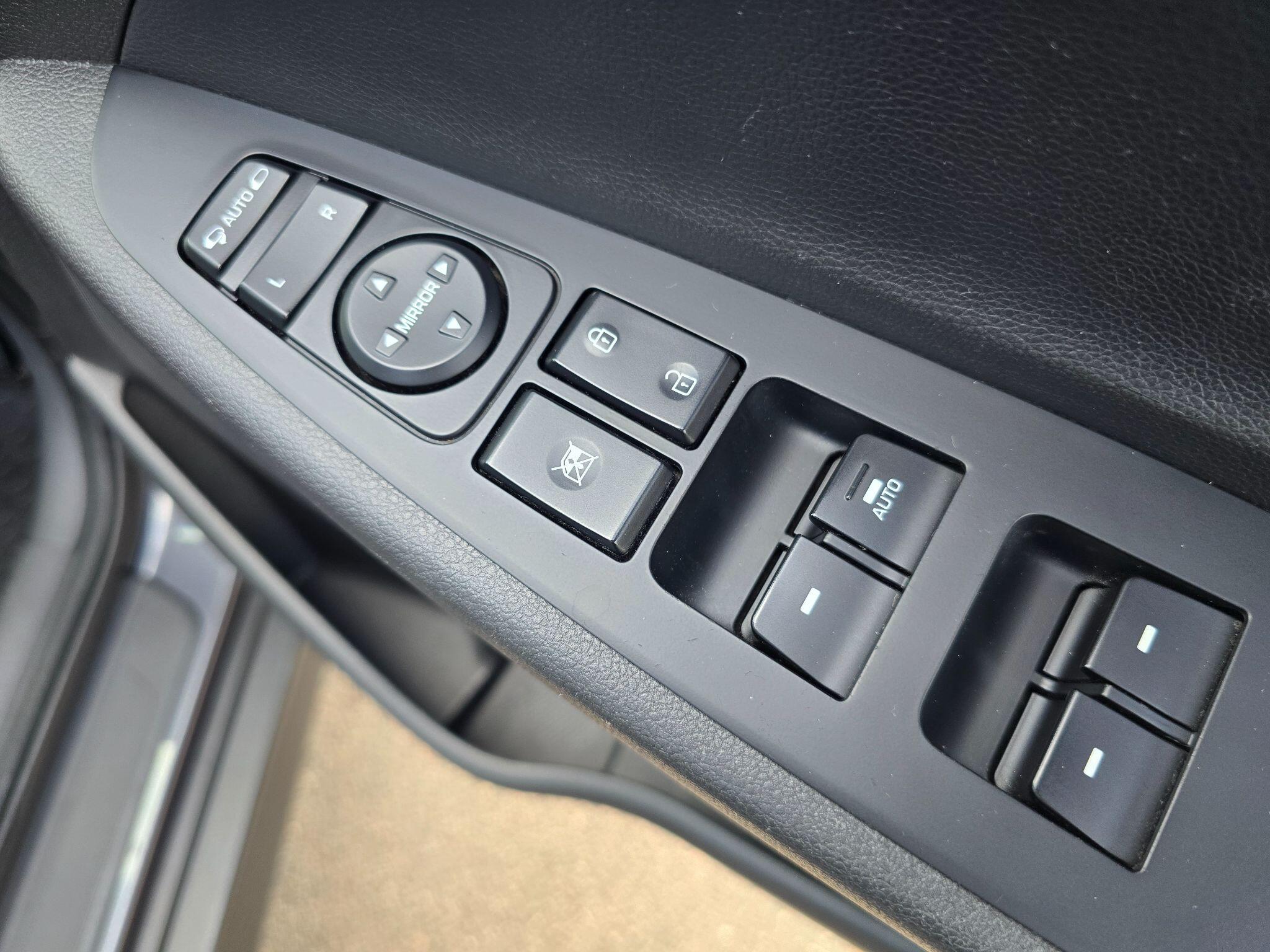 Hyundai Tucson view 28